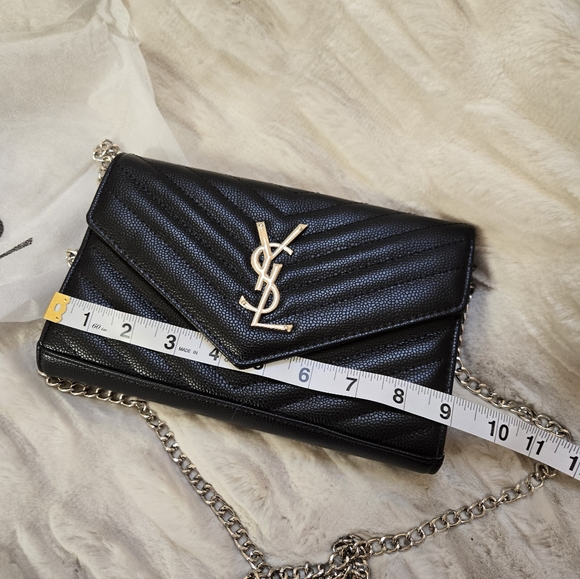 Black Y Quilted Leather Clutch Crossbody Handbag - Picture 4 of 5